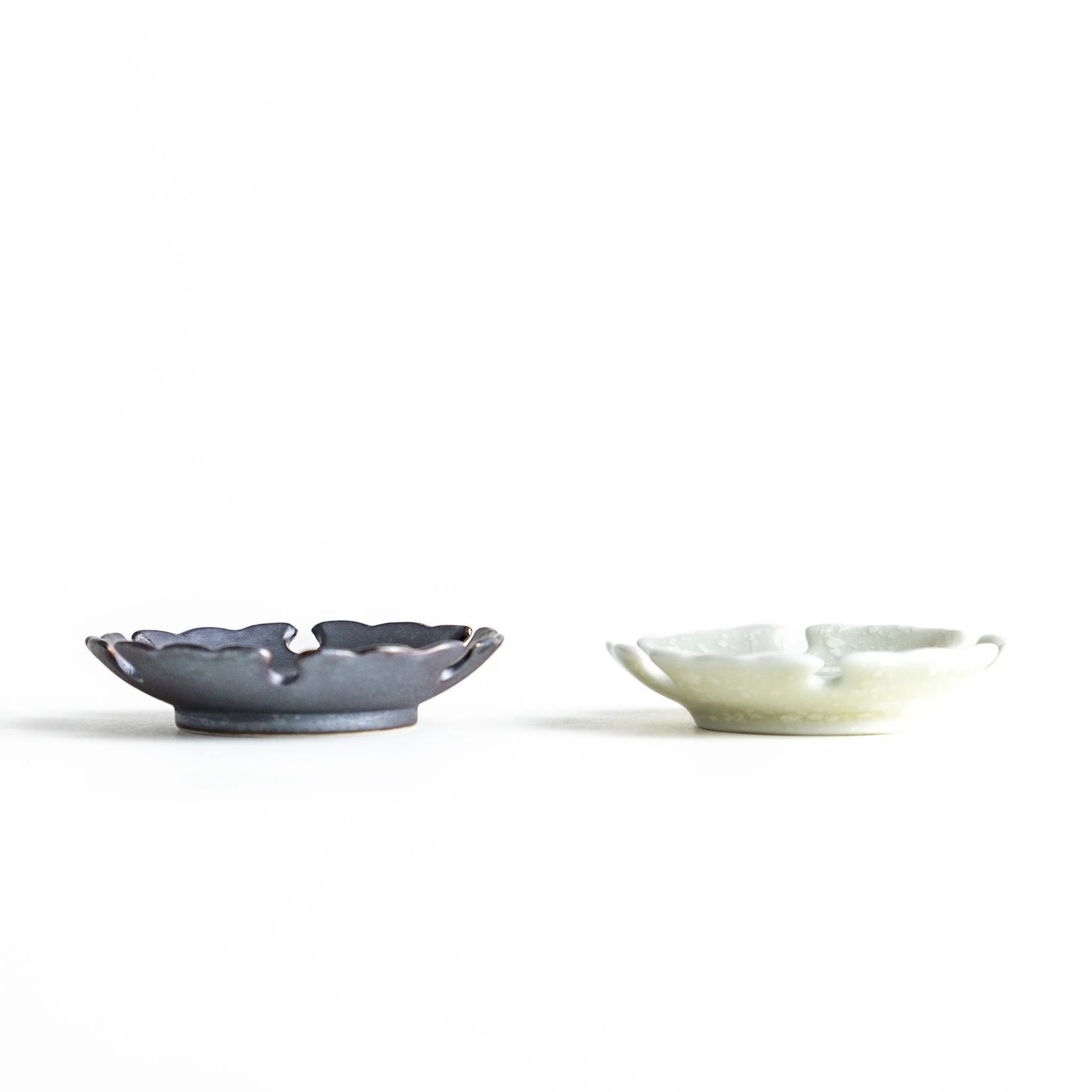 Black & White Snowflake Chopstick Rest Set - Image 5