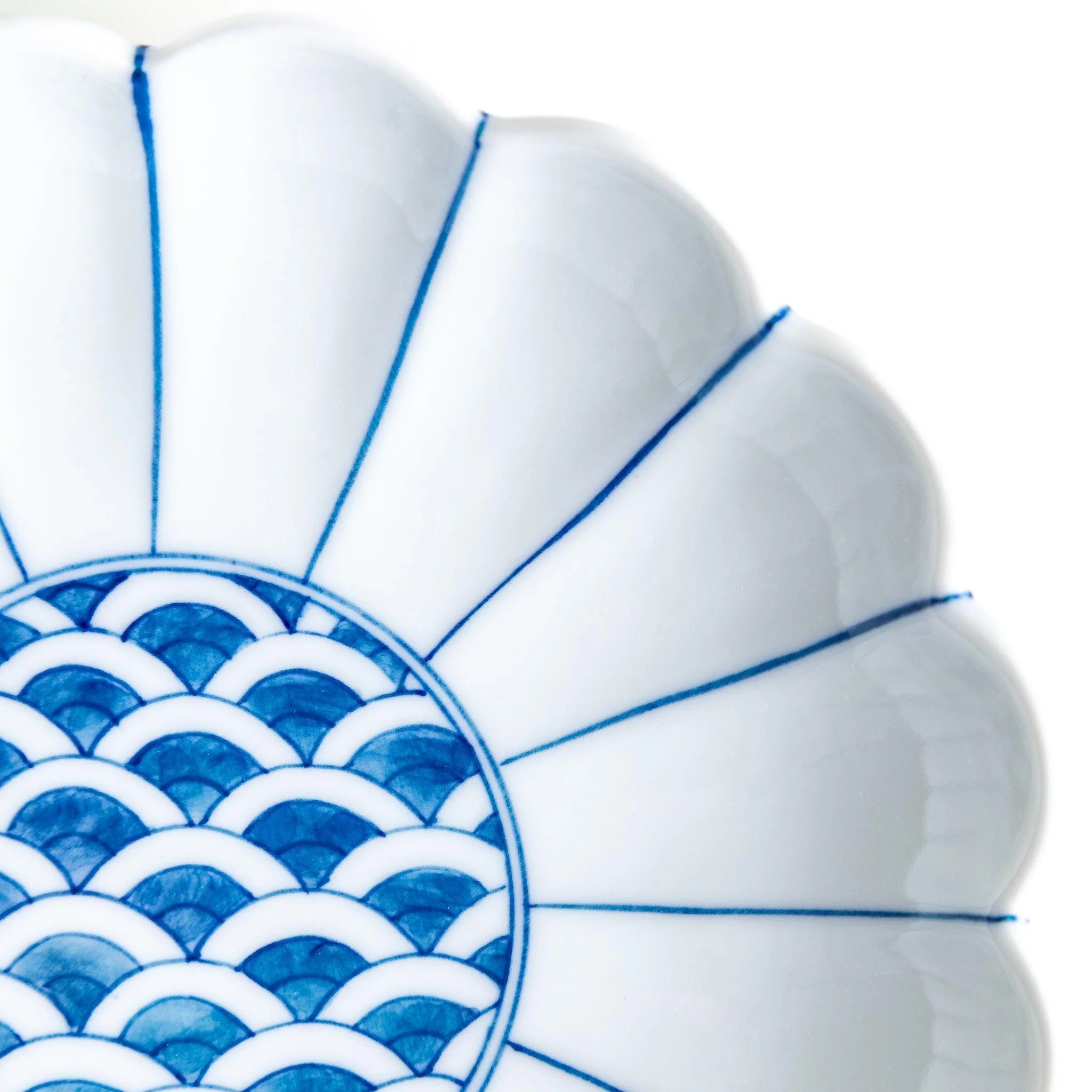 Chrysanthemum Wave Dessert Plate - Image 12