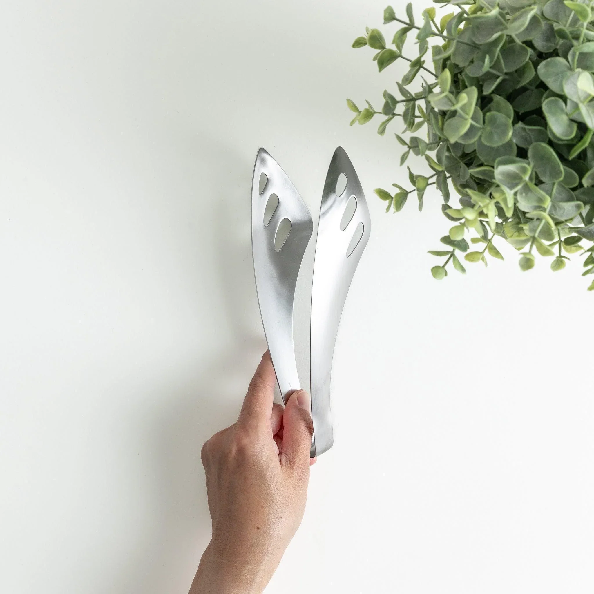 AUX Japanese Serving Tongs - Image 5