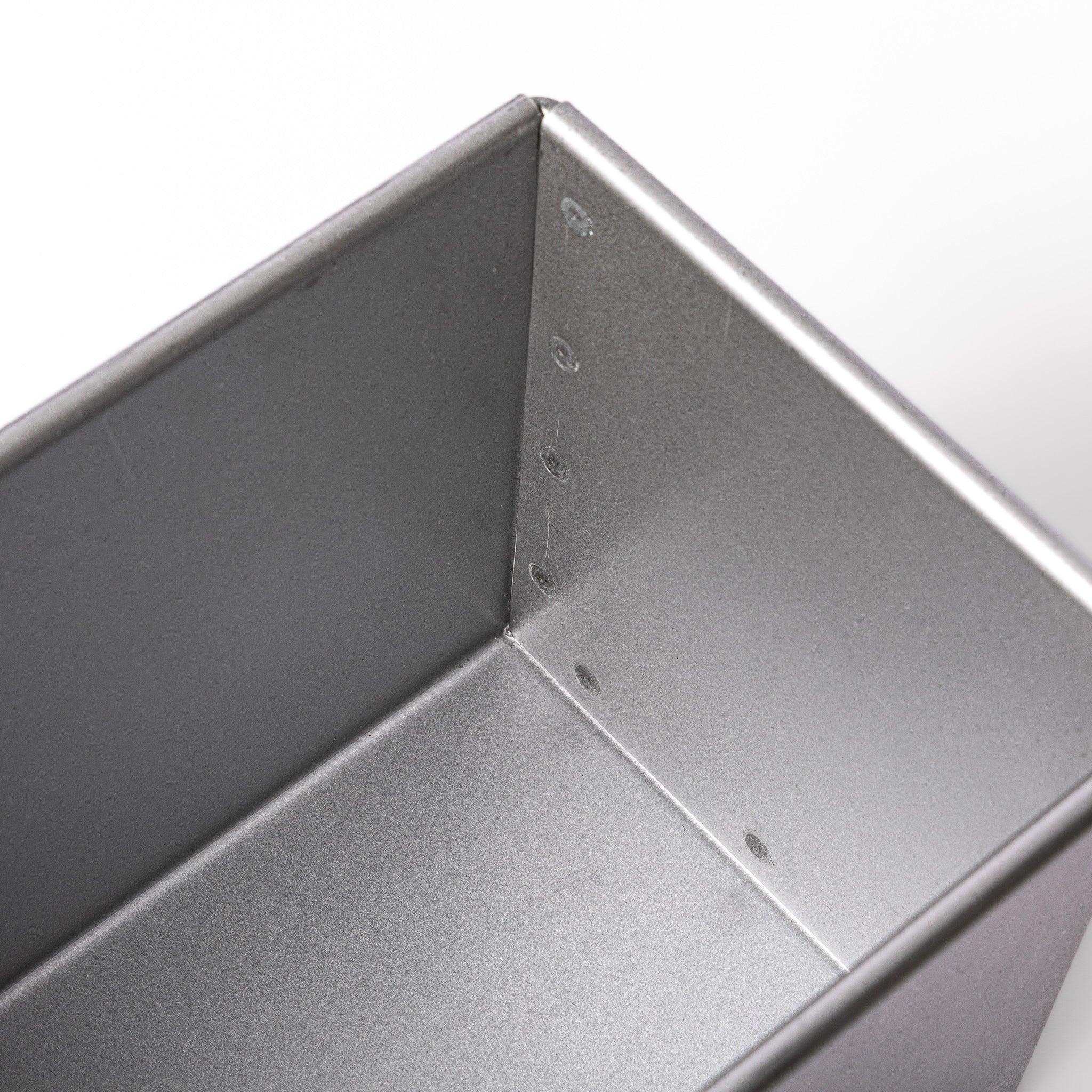 Japanese Shokupan Loaf Pan with Lid - 1.5 Loaf Size - Image 11