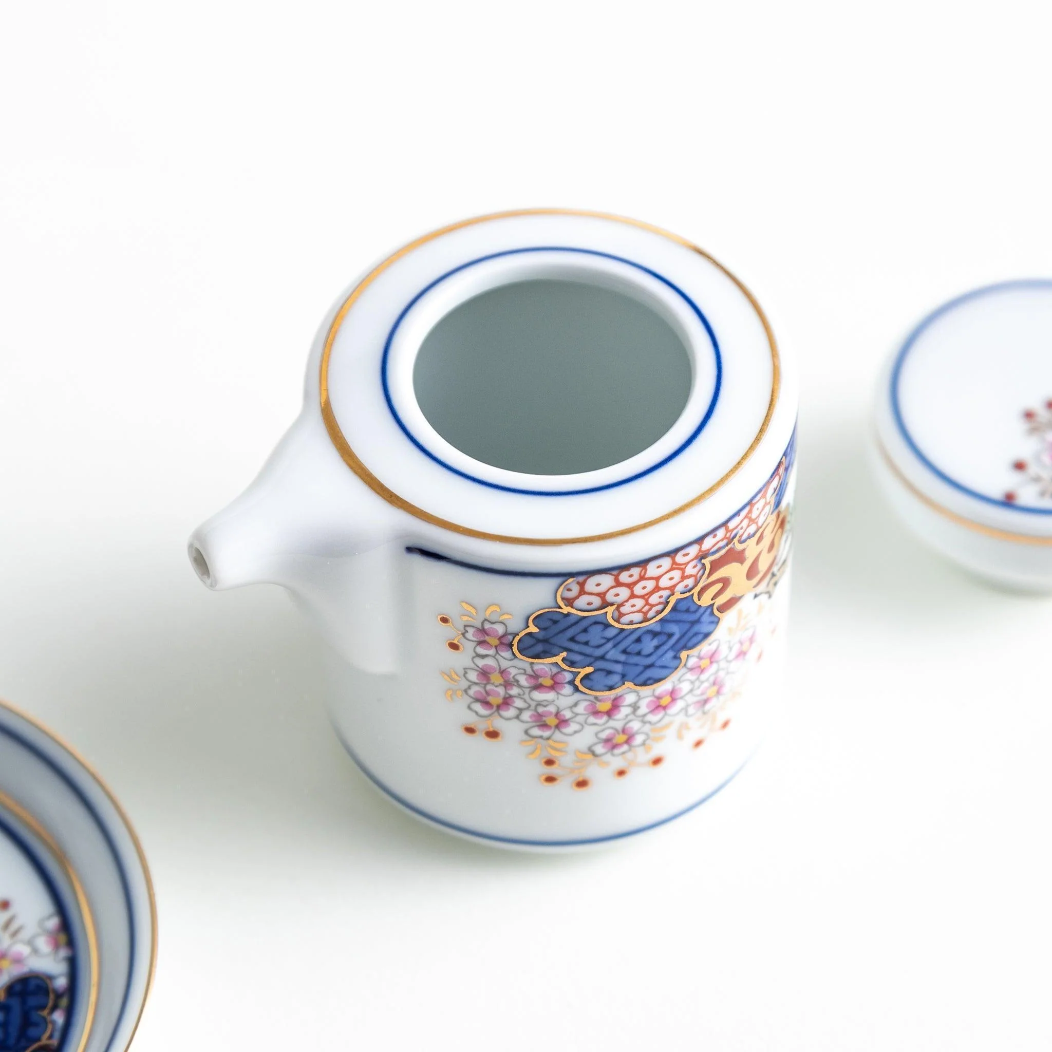 Spring and Autumn Soy Sauce Dispenser - Image 6
